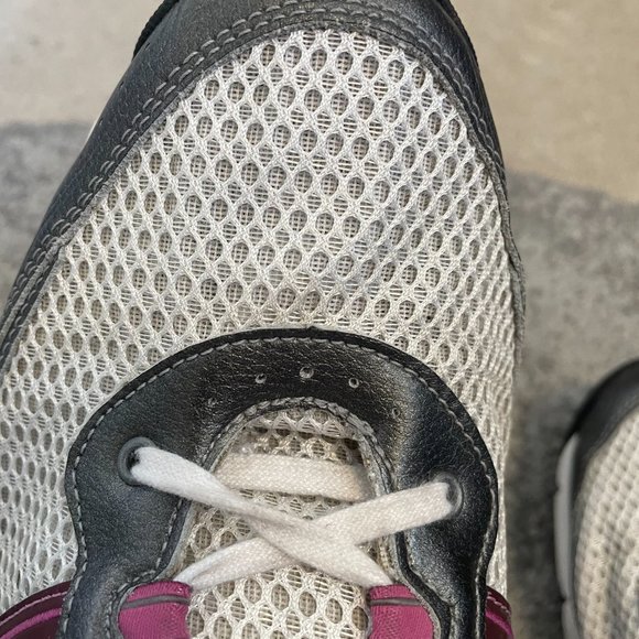 EUC Ladies Size 11 Adidas white and pink mesh 3d cushion lace up trainers - Picture 8 of 13